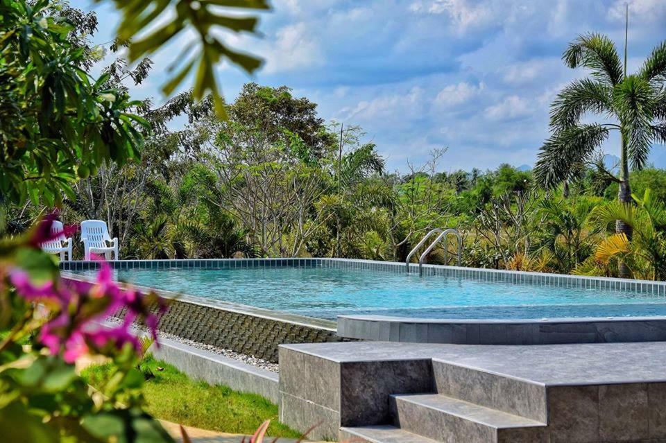 Kp Mountain Beach Pran Buri Extérieur photo